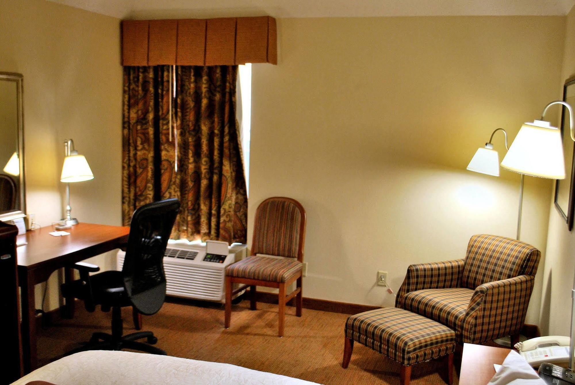 Hampton Inn Raleigh Capital Blvd North Kamer foto